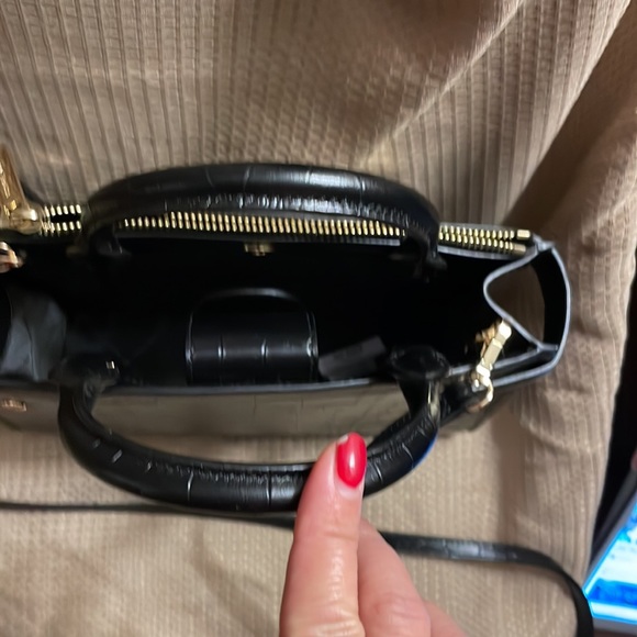 Michael Kors cross body black - Picture 7 of 8